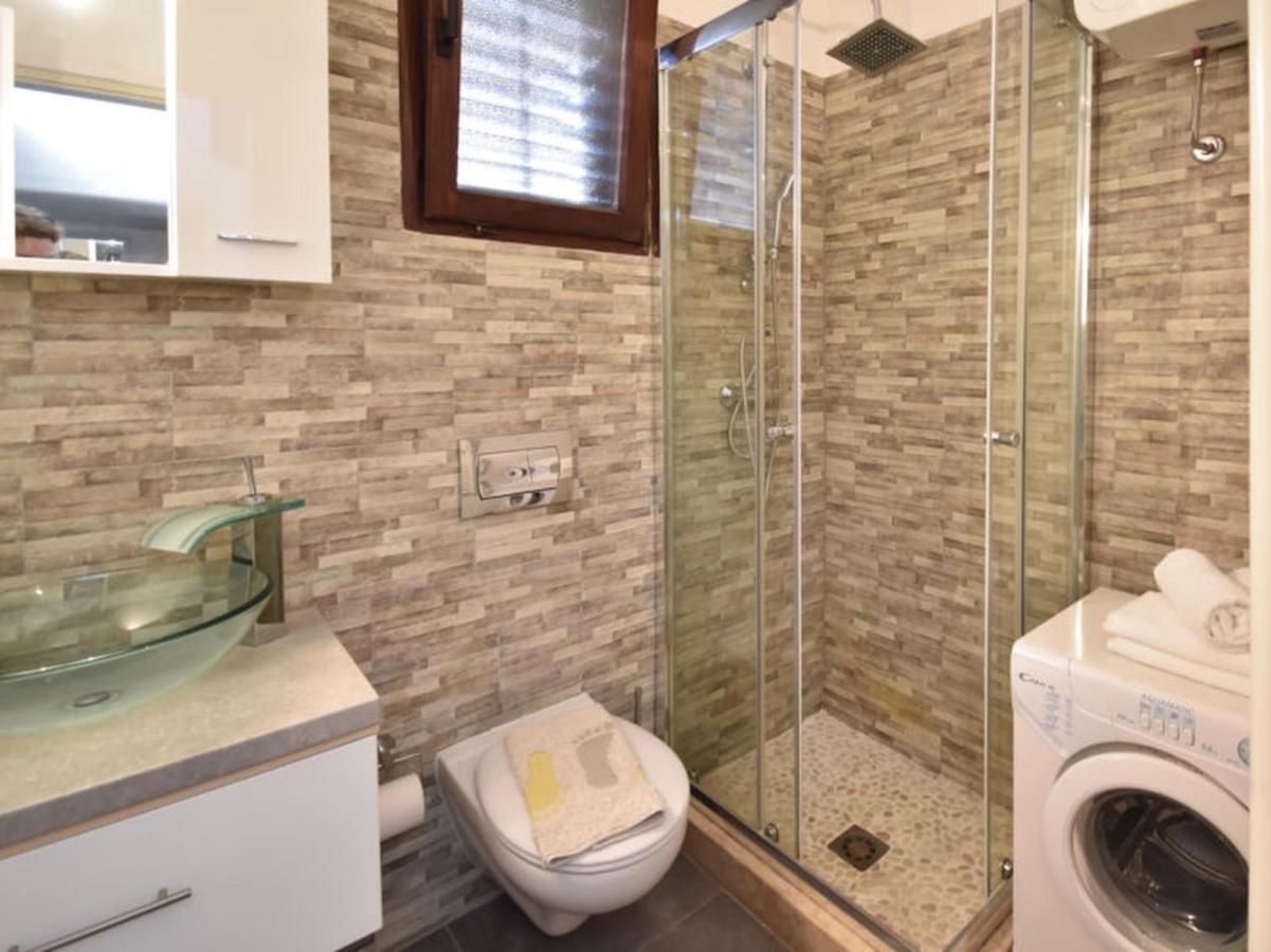 Studios Barre With Jacuzzi Rovinj Luaran gambar