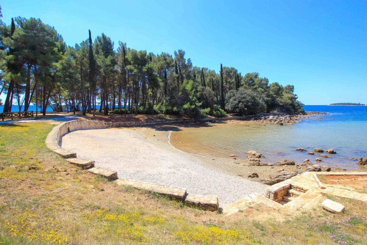 Studios Barre With Jacuzzi Rovinj Luaran gambar